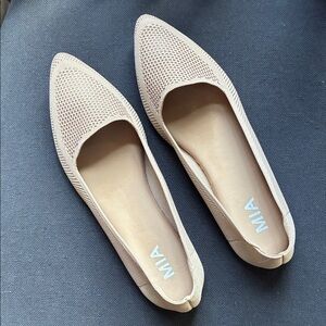 MIA Women's MIA Knit Flats Corrrine size 9